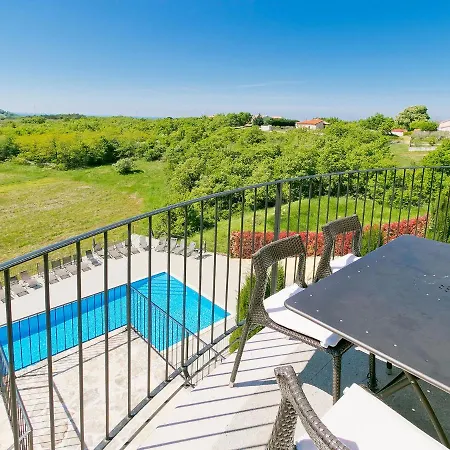 Сasa de vacaciones Holiday 3 By Interhome