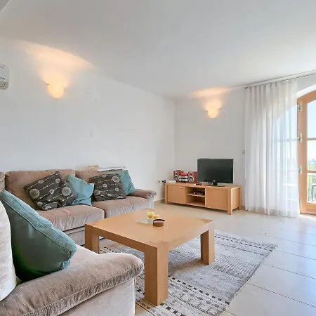 Holiday 3 By Interhome